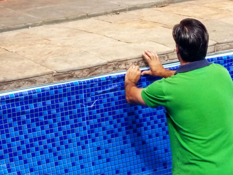 Pool Liner Service